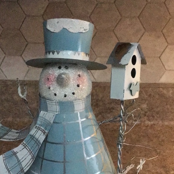 Snowman - Picture 2 of 2